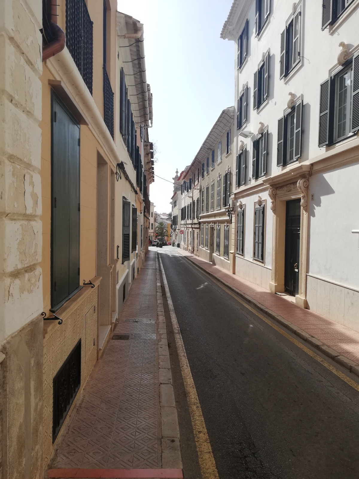 The streets in the old city are very narrow