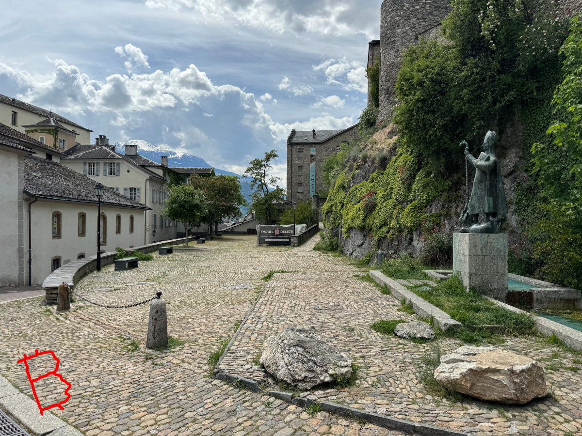 Little square in front of Majorie Castle
