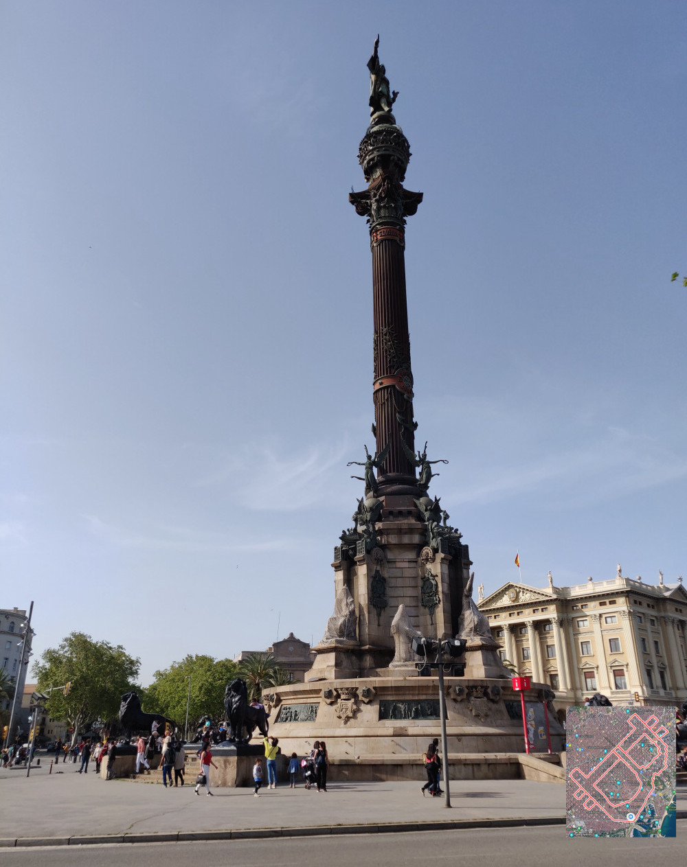 Columbus Monument, a closer look