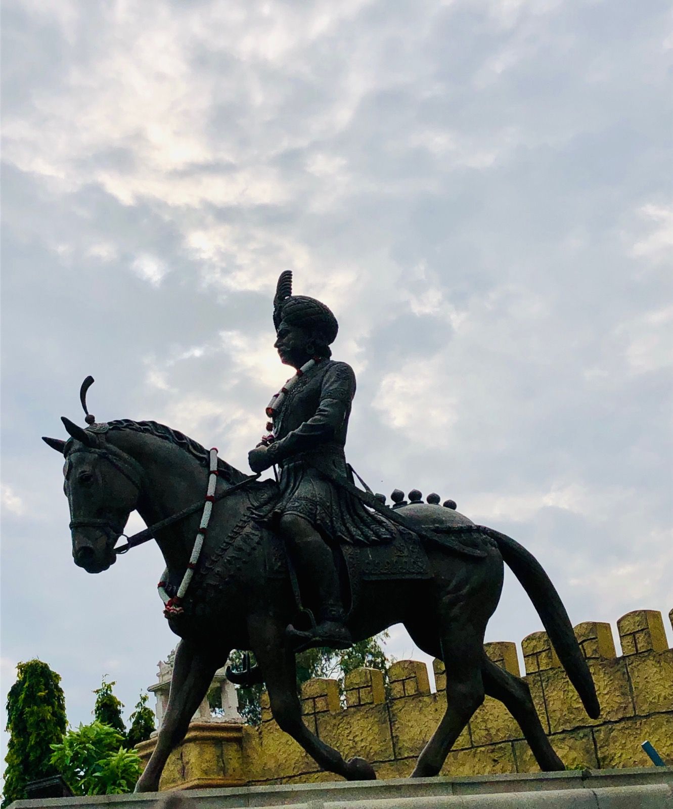 Statue