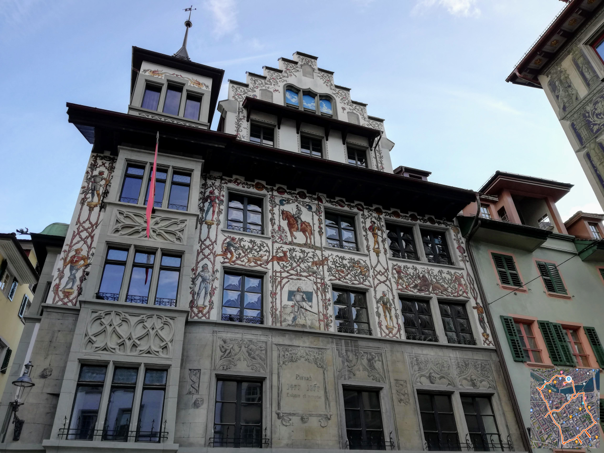 Hirschenplatz facades